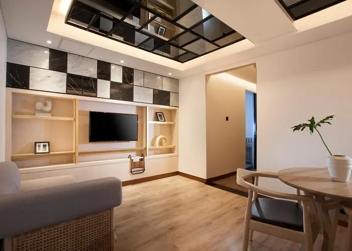 Gaia Cosmo Hotel
